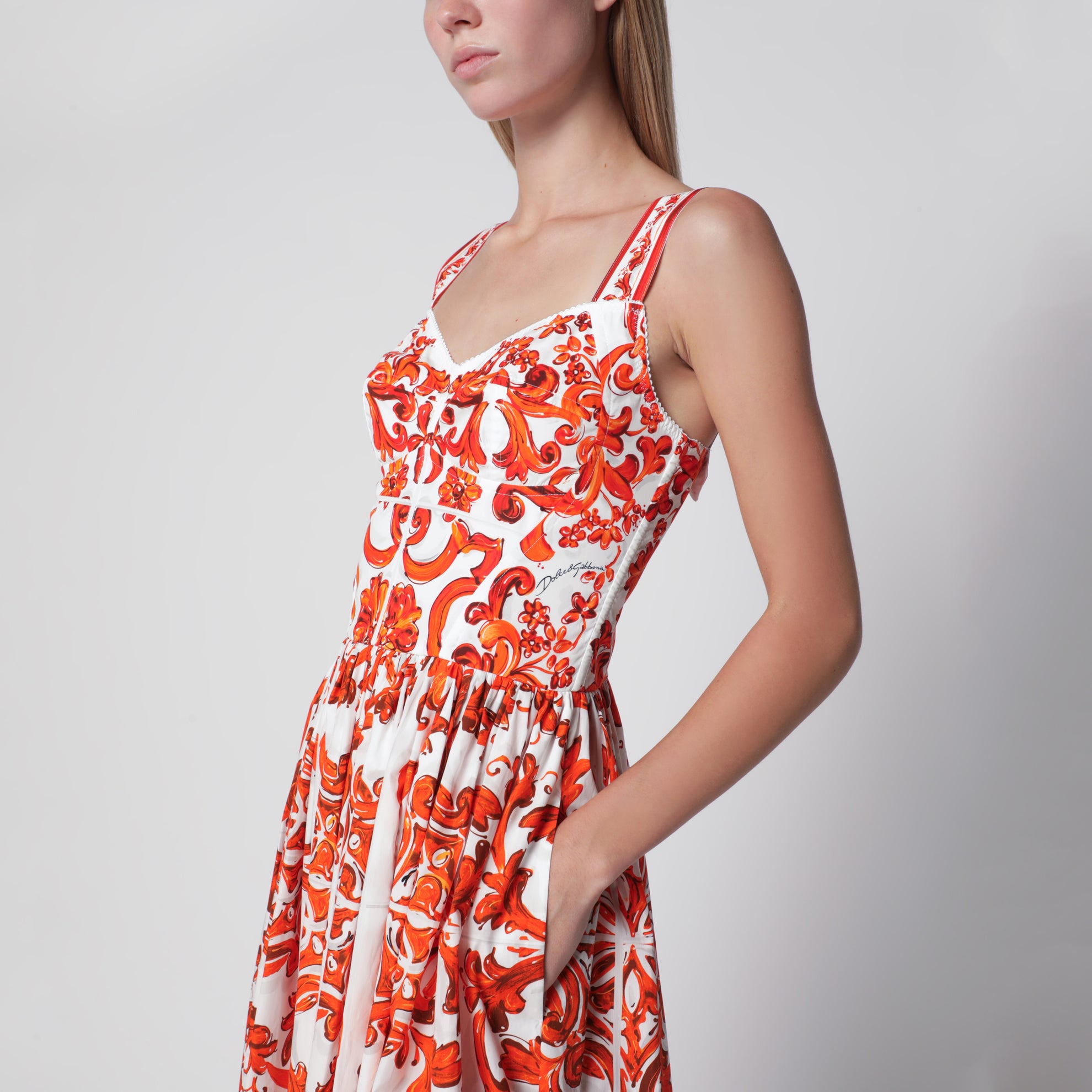 Langes Popelinekleid mit Majolika-Print in Orange