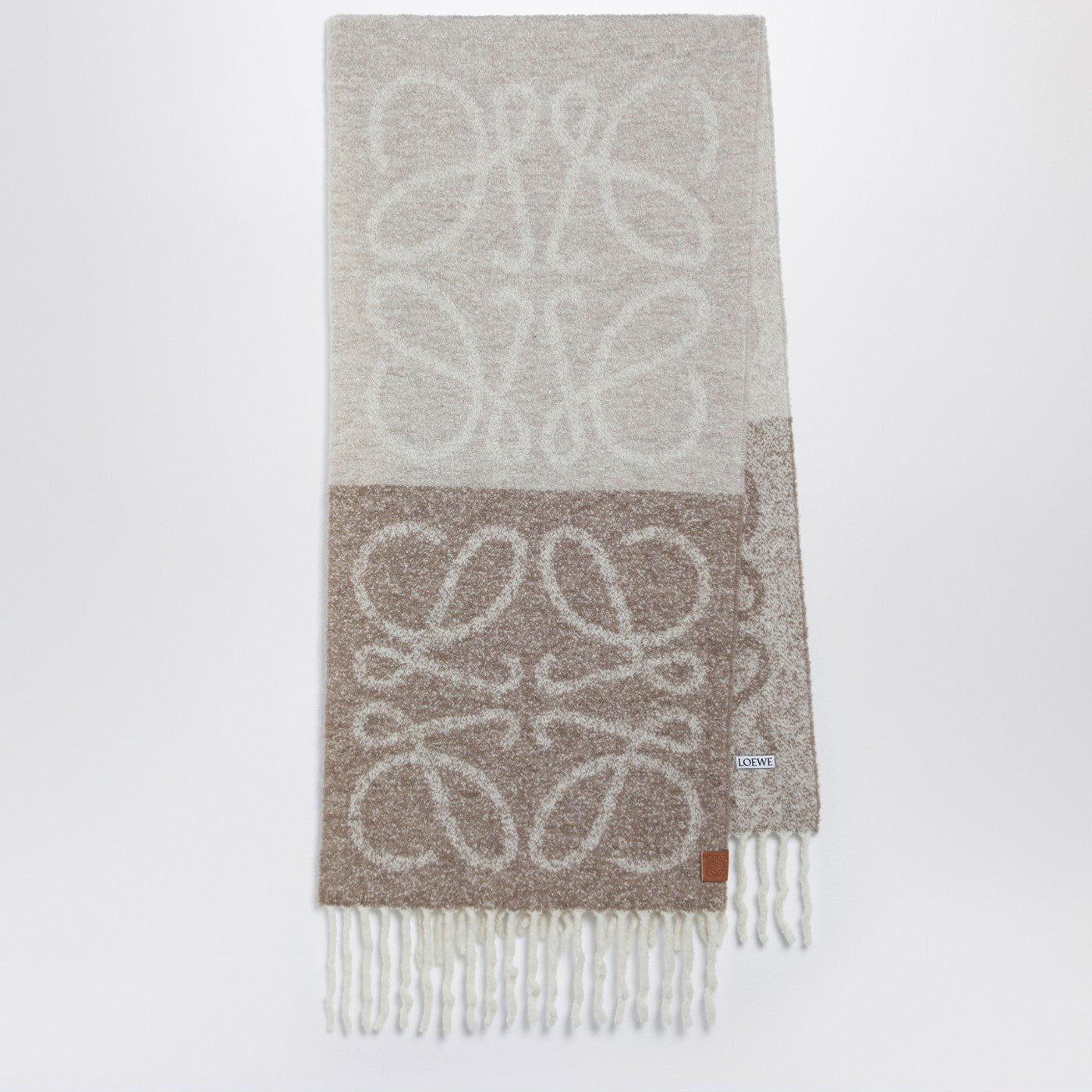Anagram beige/white scarf