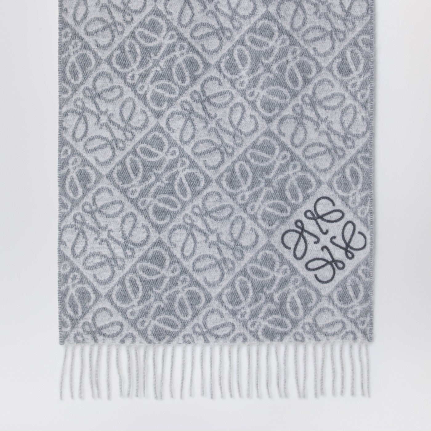 Grey Anagram wool and cashmere scarf