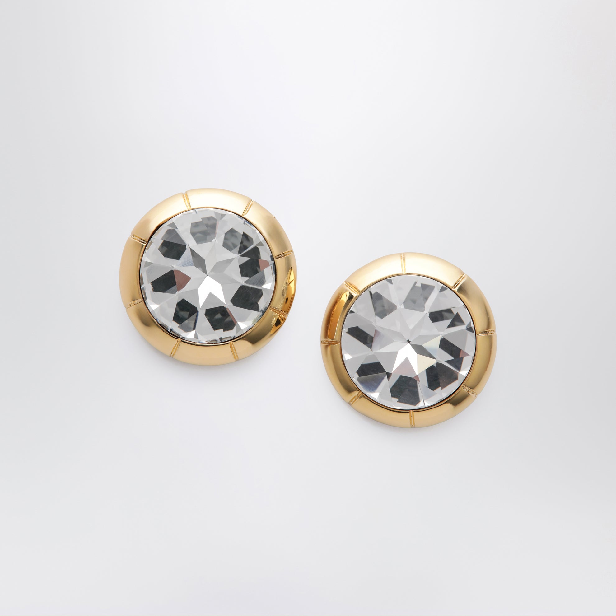 Boucles d’oreilles à clip rondes en métal doré avec cristal
