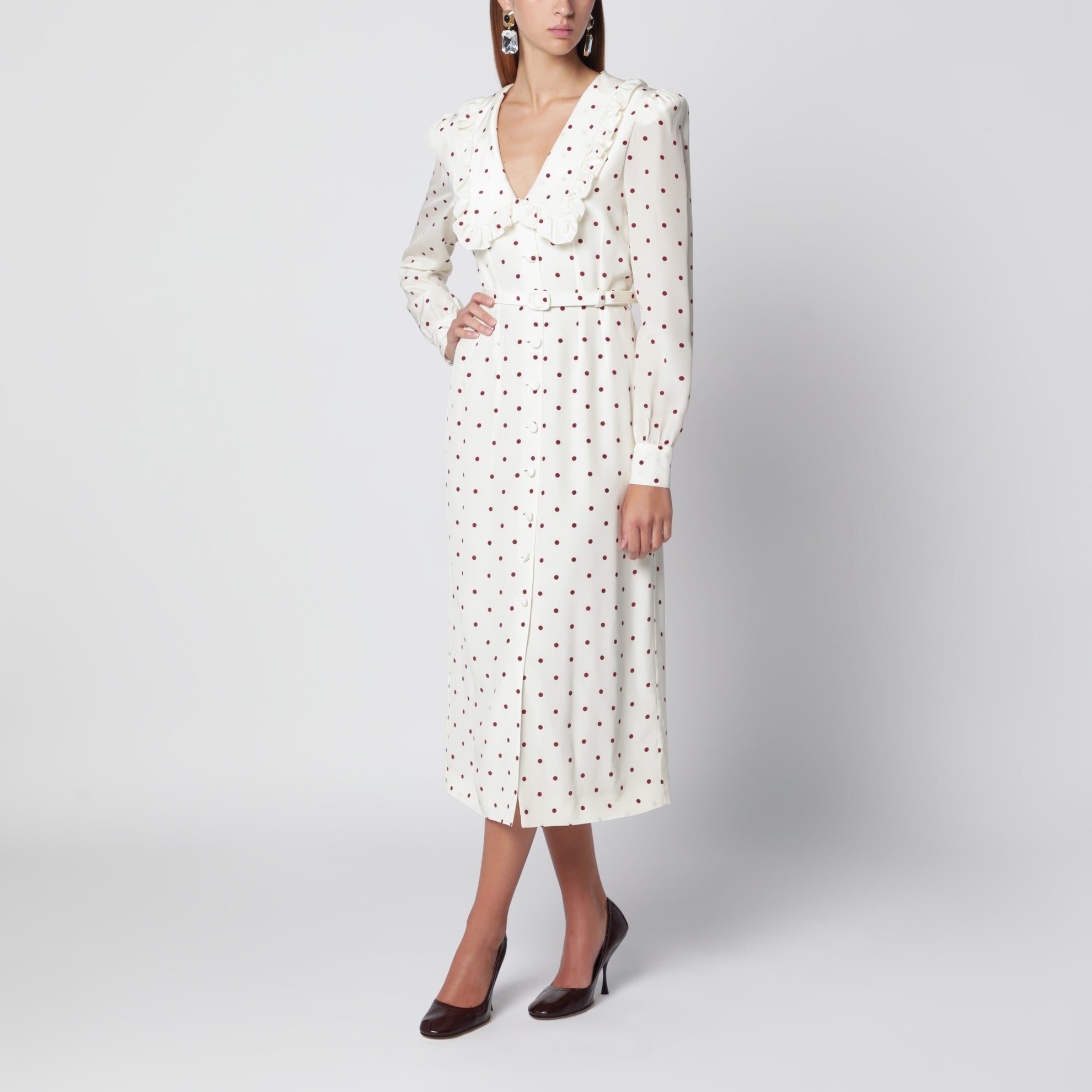Robe midi en soie coloris crème à pois bordeaux