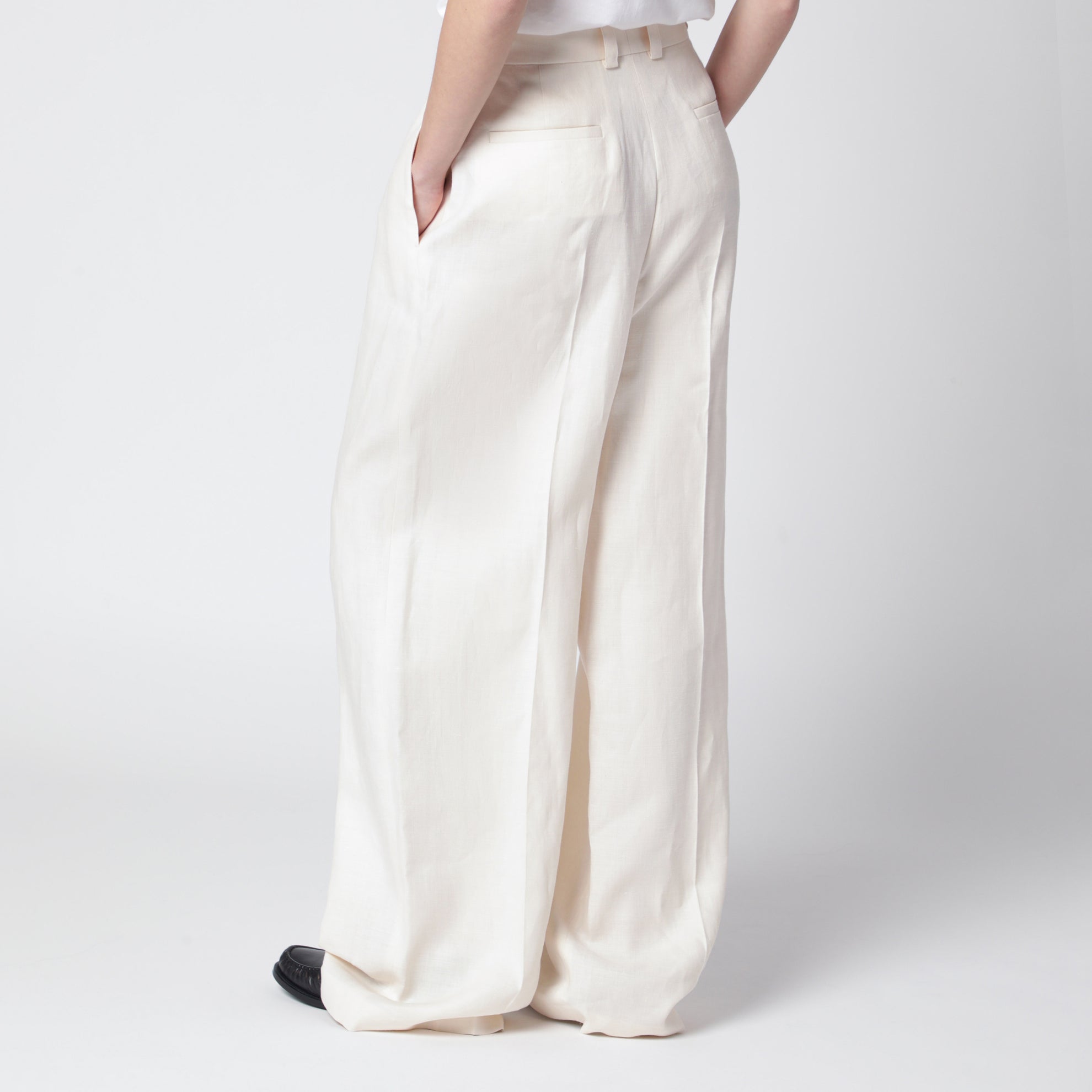 Lodger trousers in linen and wool in ivory
