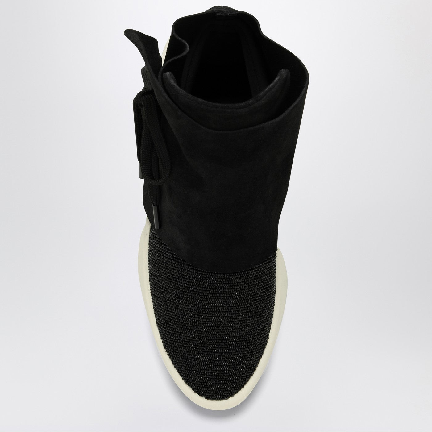 Moc Hi black sneaker