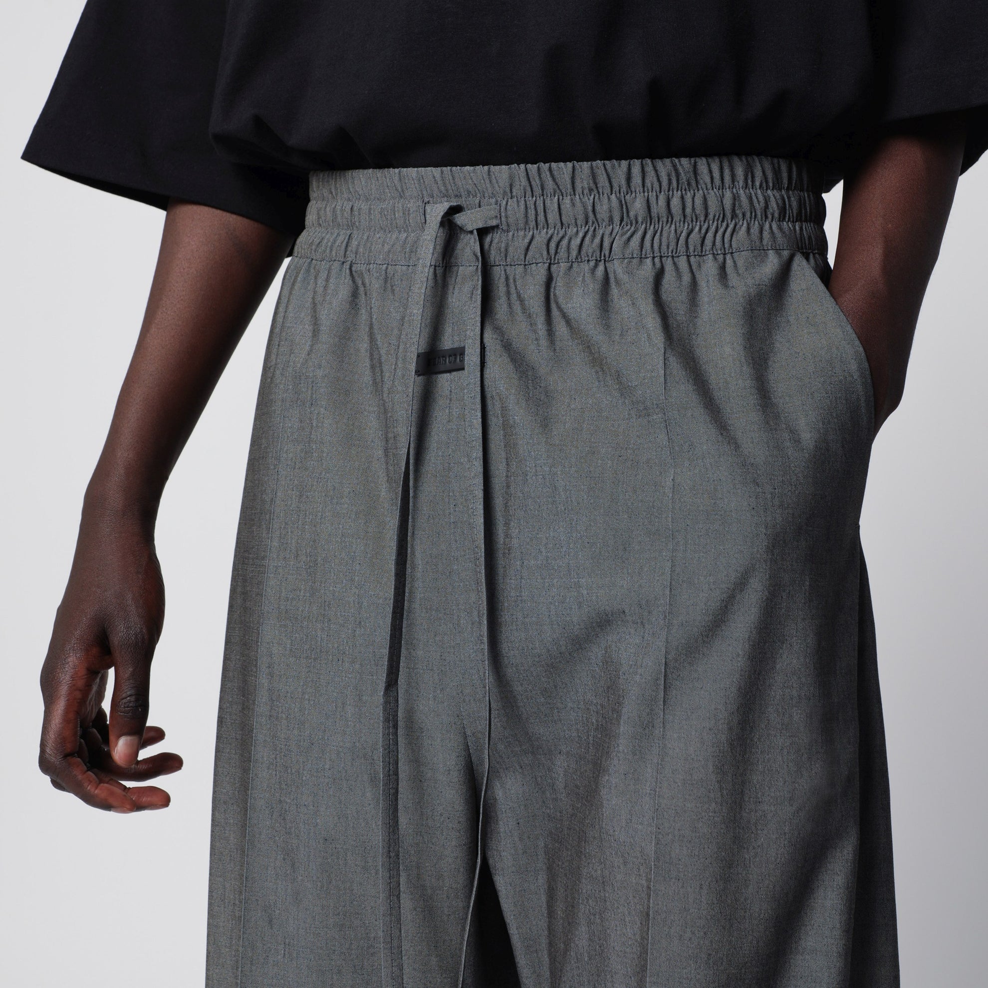Grey wide-leg trousers in wool blend