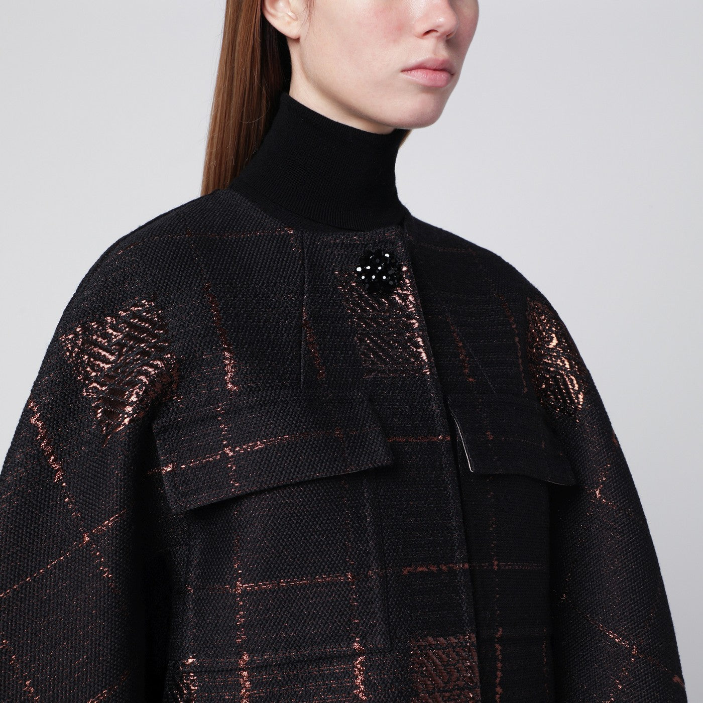Black cocoon coat in jacquard lamé