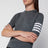 Grauer Pullover aus reiner Schurwolle
