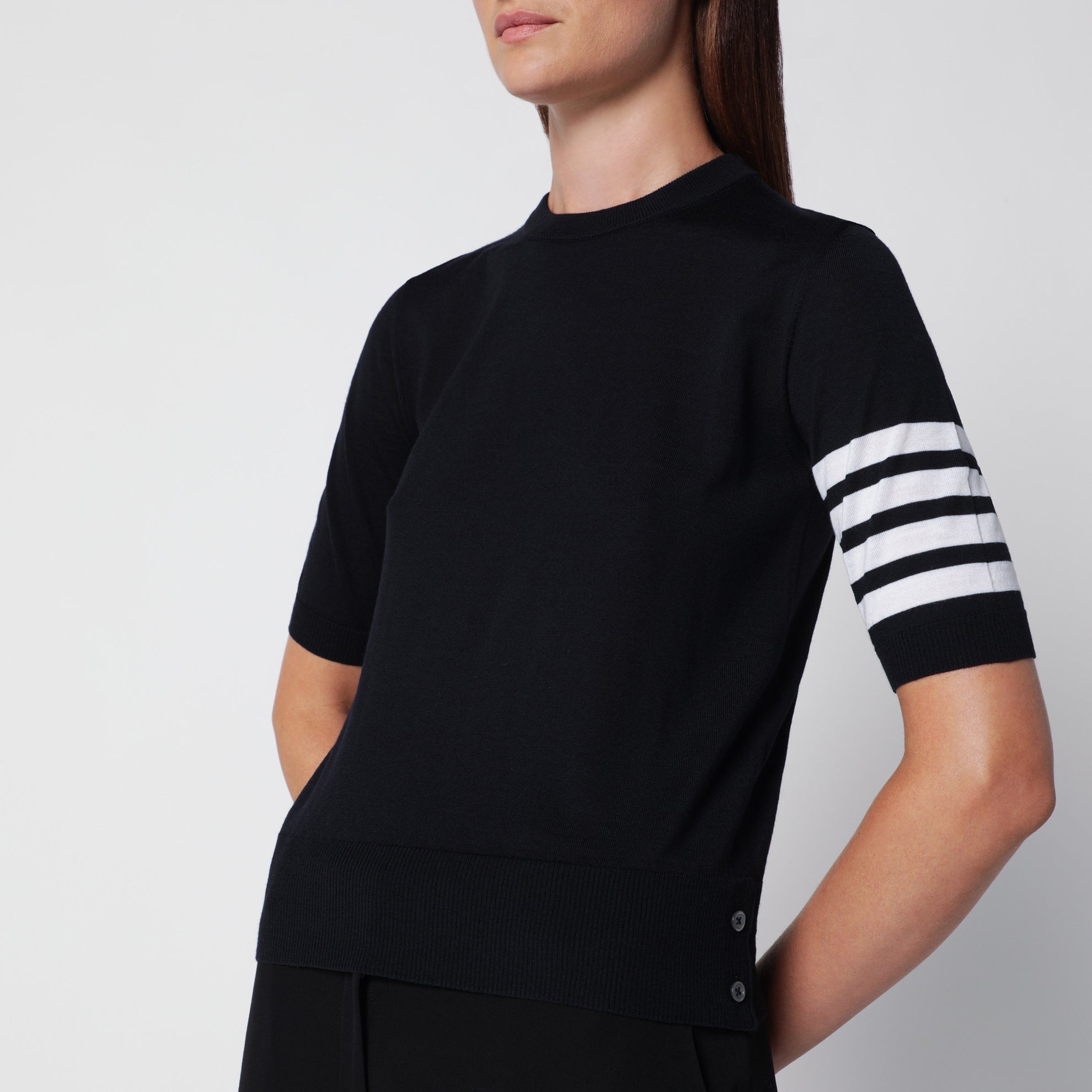 Maglia navy in lana vergine