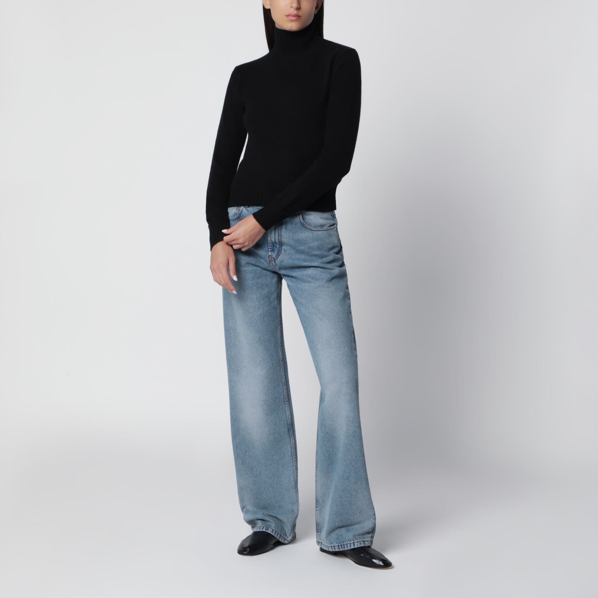 Maglia dolcevita nera in cashmere e lana