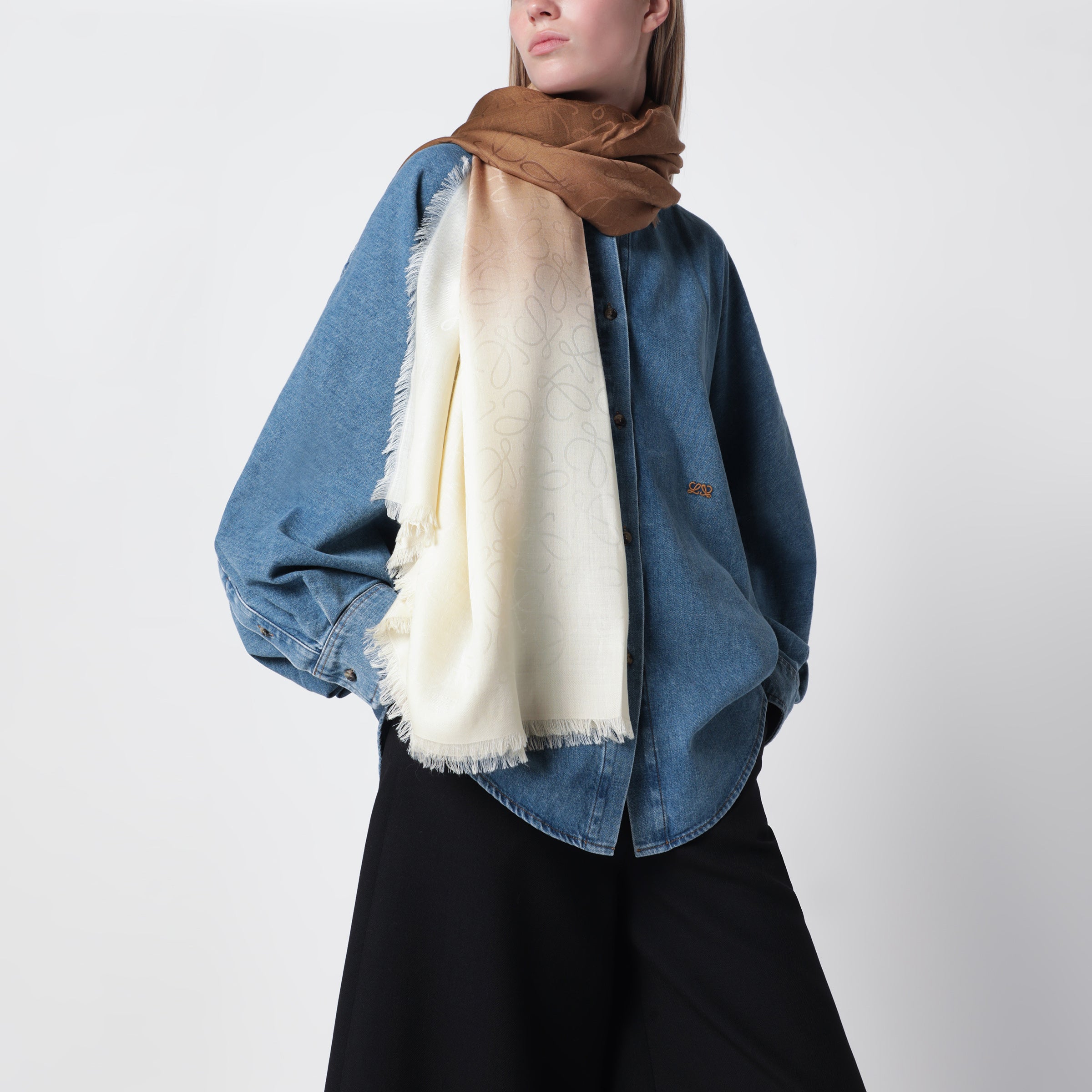 Loewe Beige wool and silk jacquard scarf with fringe | TheDoubleF