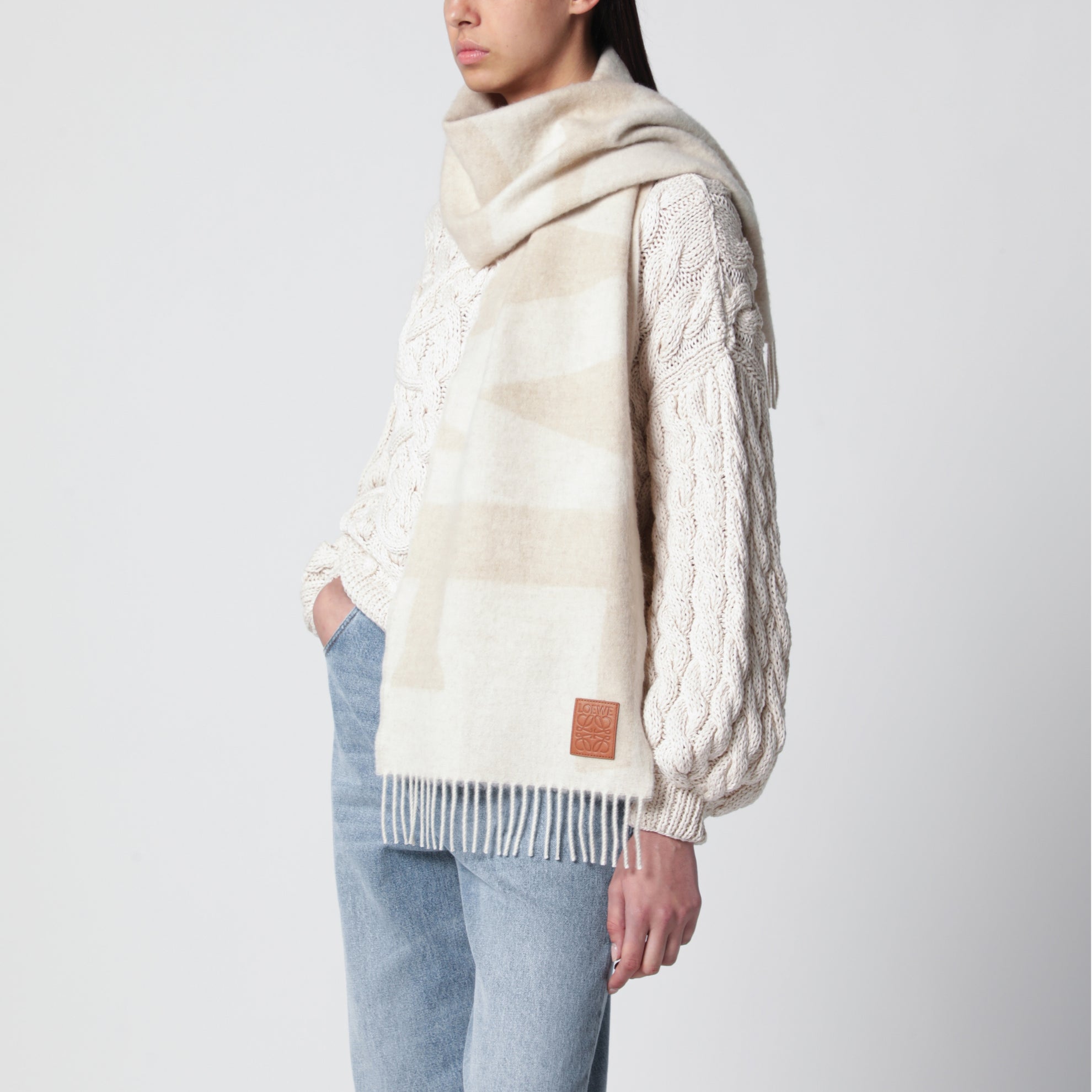 Sciarpa in cashmere bicolore in jacquard beige