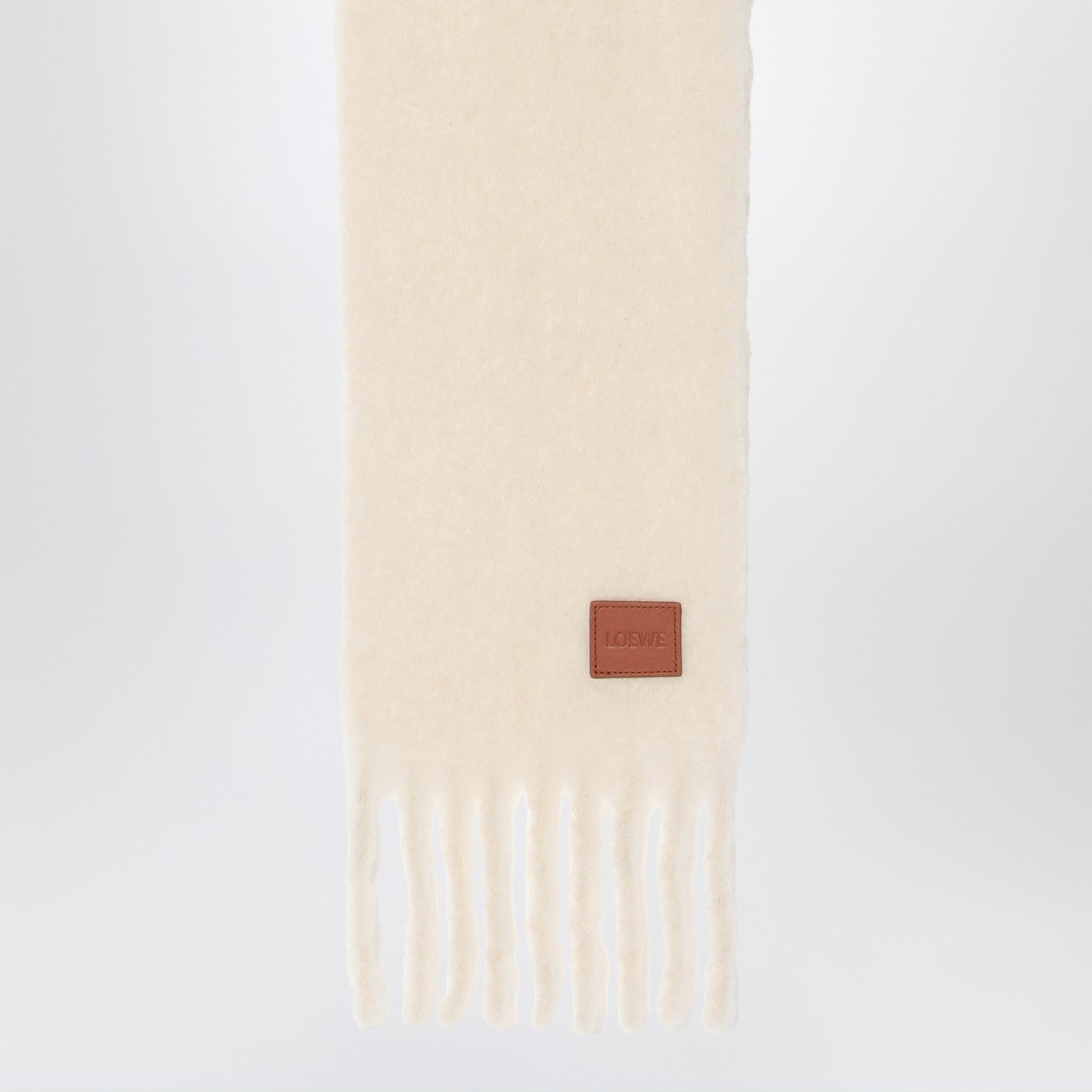 White wool and mohair scarf