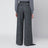 Pantalon large gris foncé à rayures