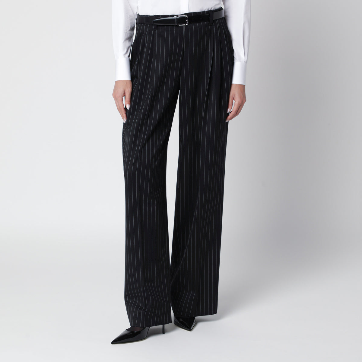 Pantalon noir ceinturé à motif rayures tennis