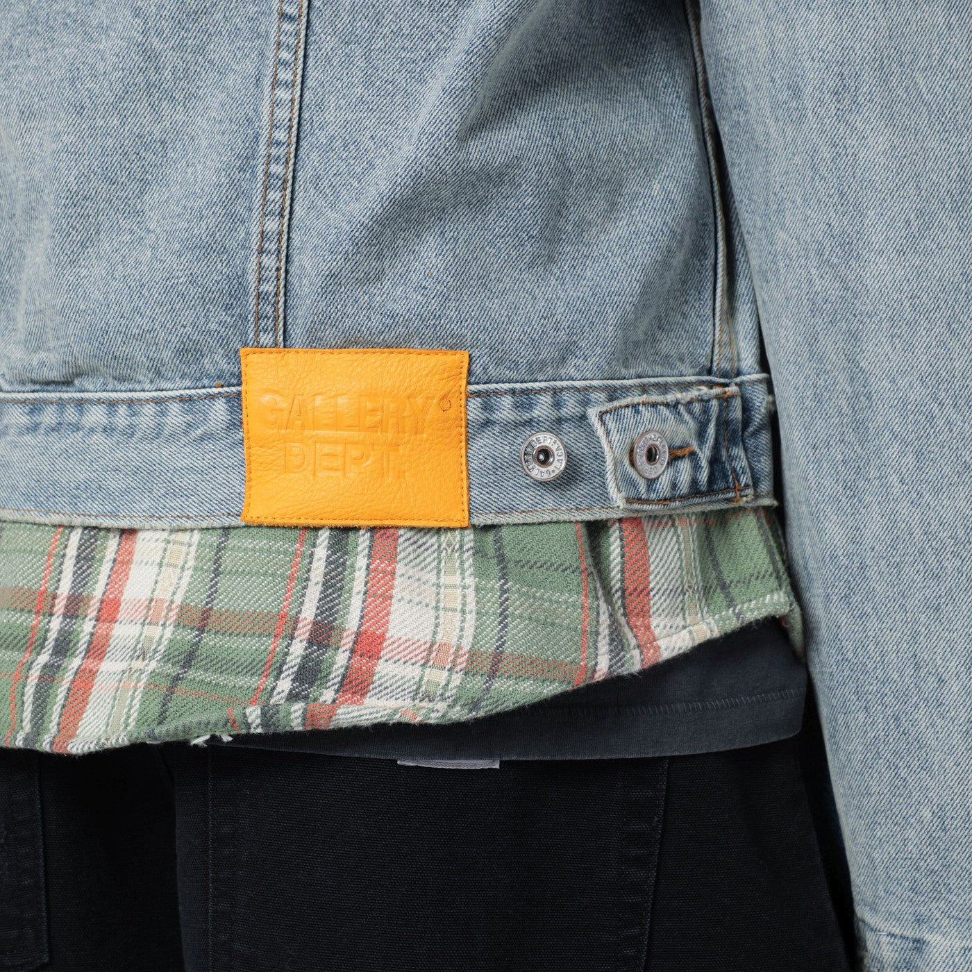 Indigoblaue Denimjacke