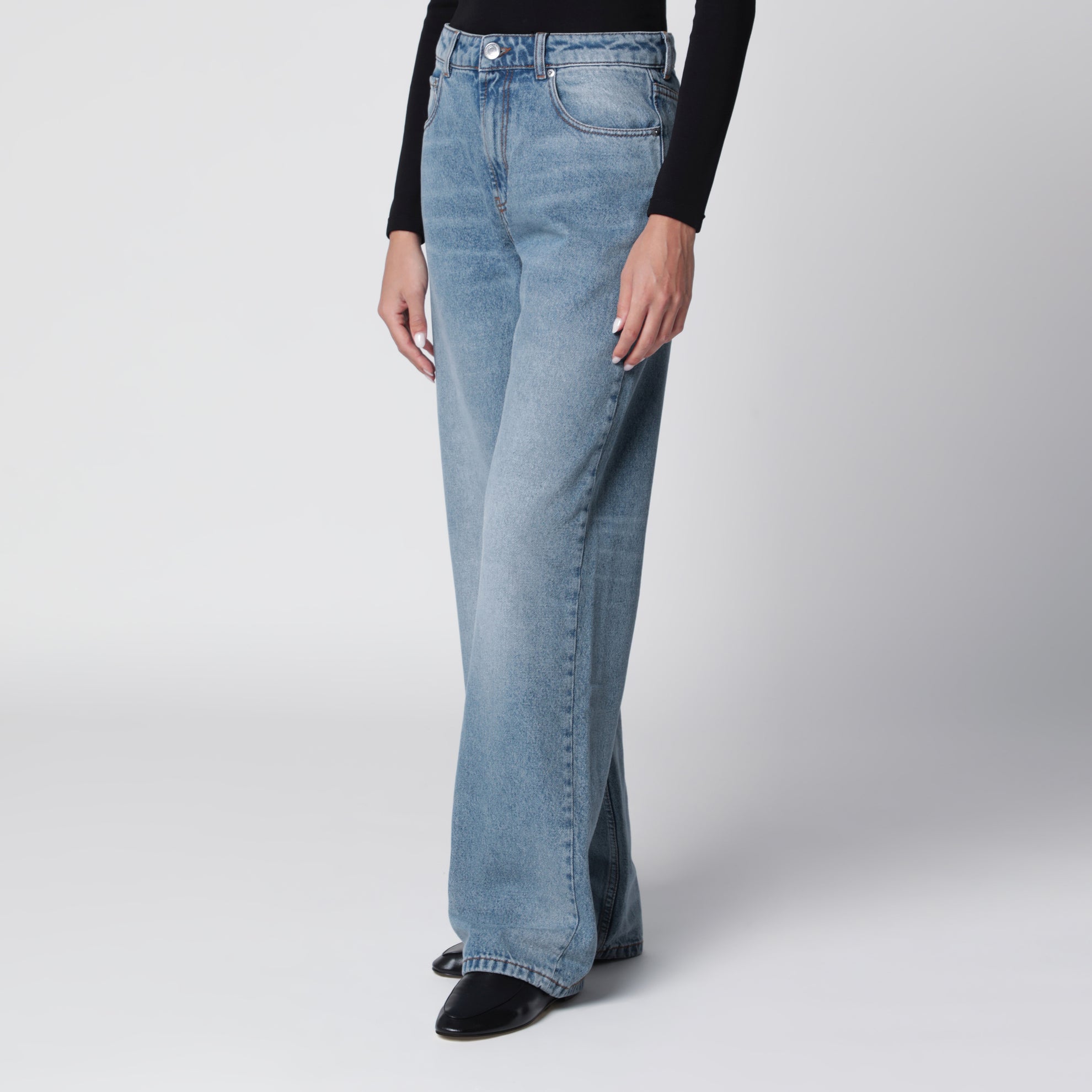 Wide-leg jeans in washed indigo denim