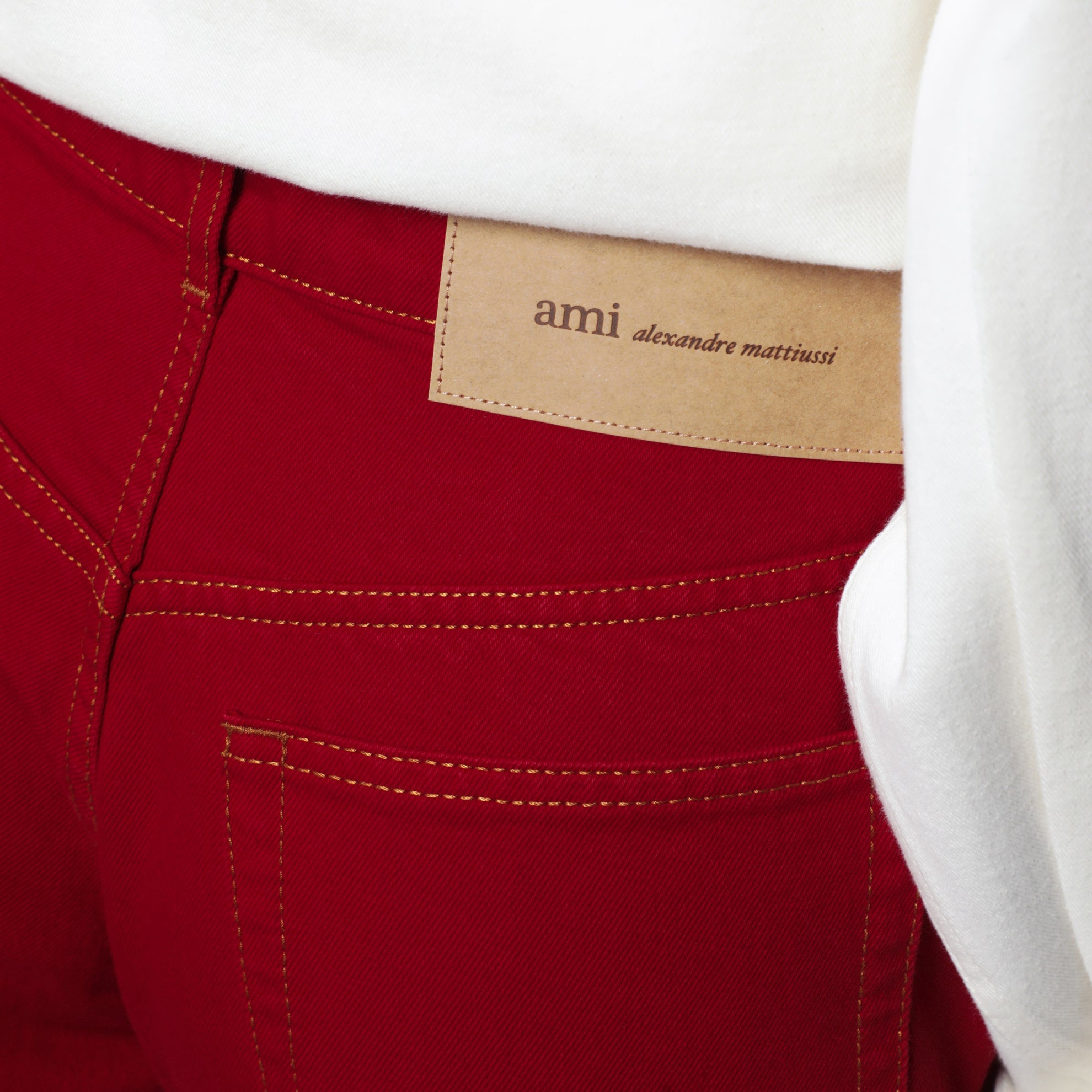 Jeans in twill di cotone rosso rubino