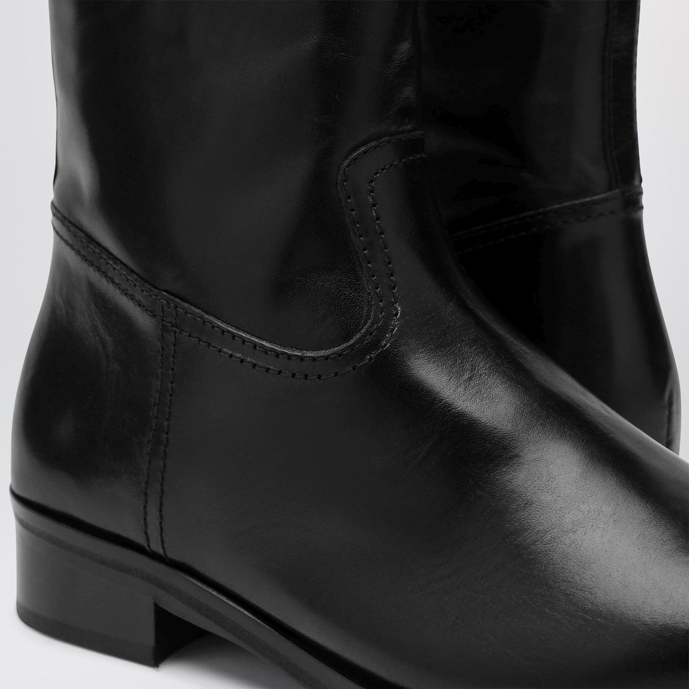 Daryl ankle boots in black leather