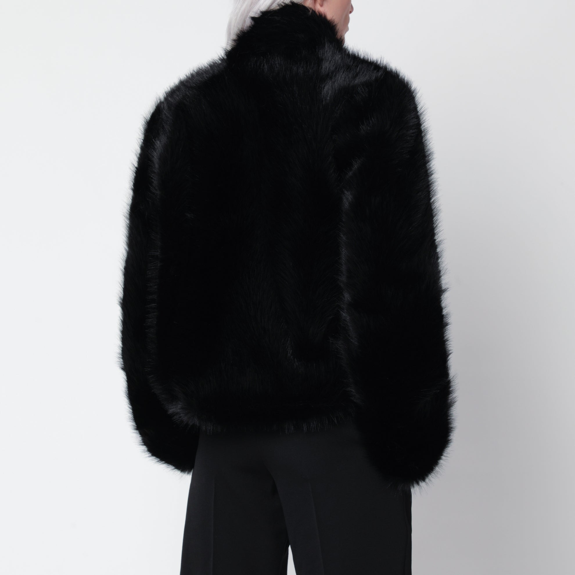 Schwarze Jackie Jacke aus Kunstpelz