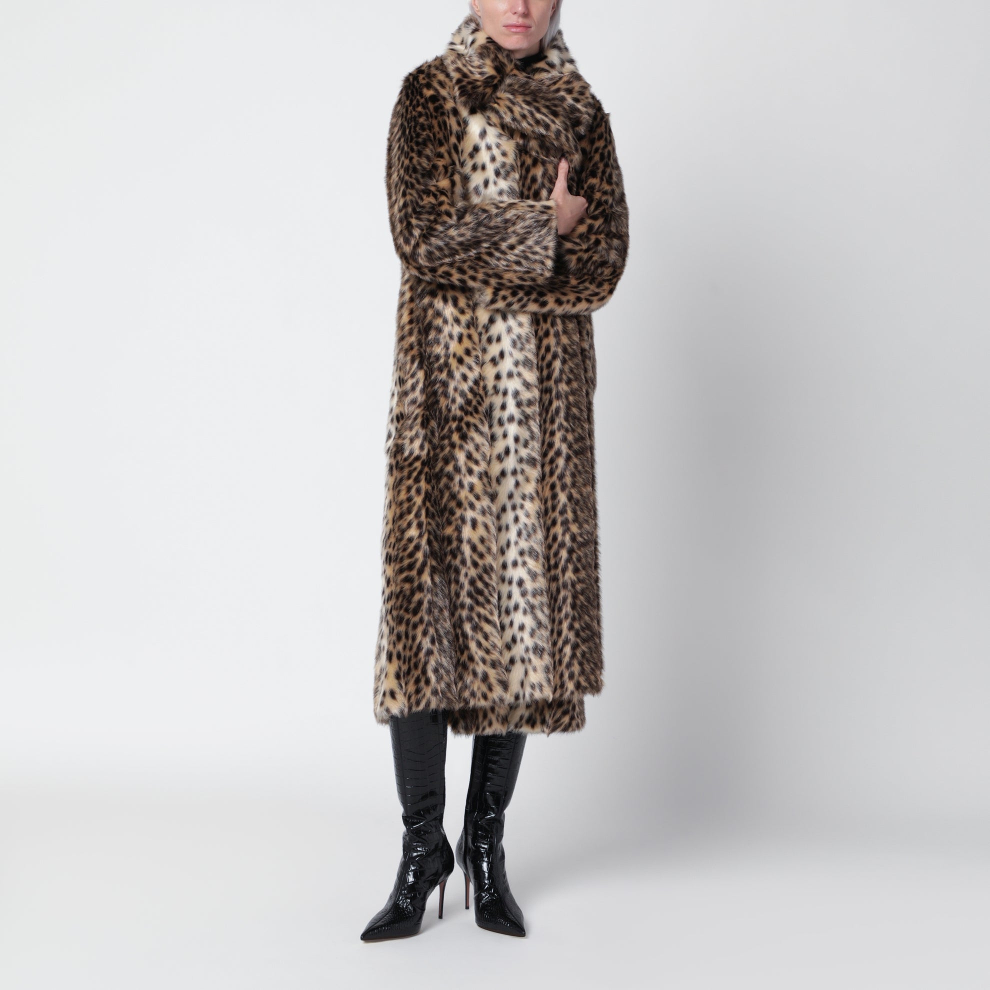 Leopard-print faux fur coat