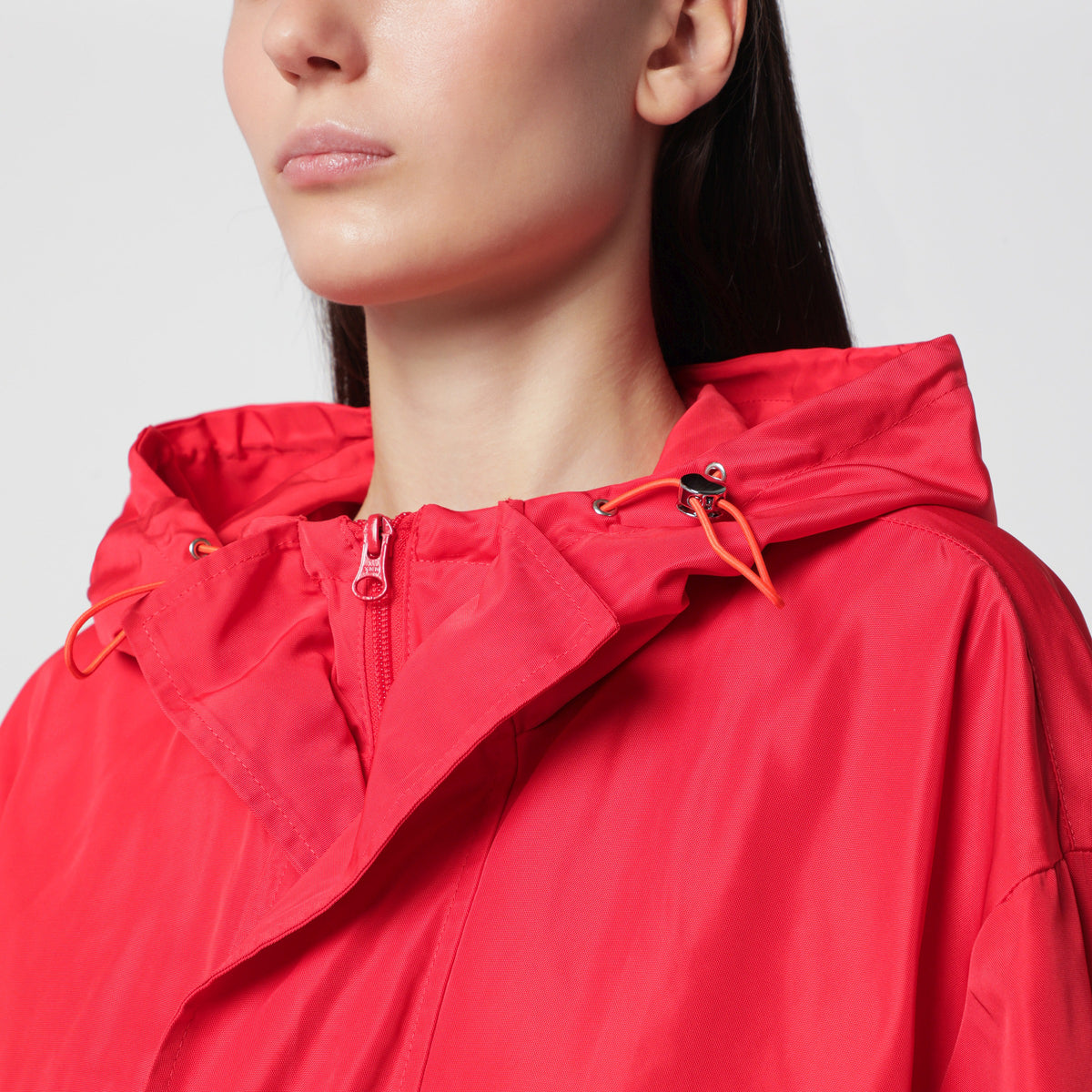 Coupe-vent zippé rouge