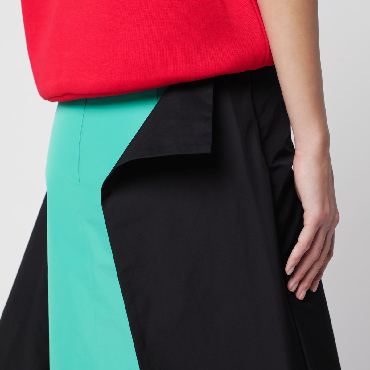 Jupe asymétrique noire/vert menthe