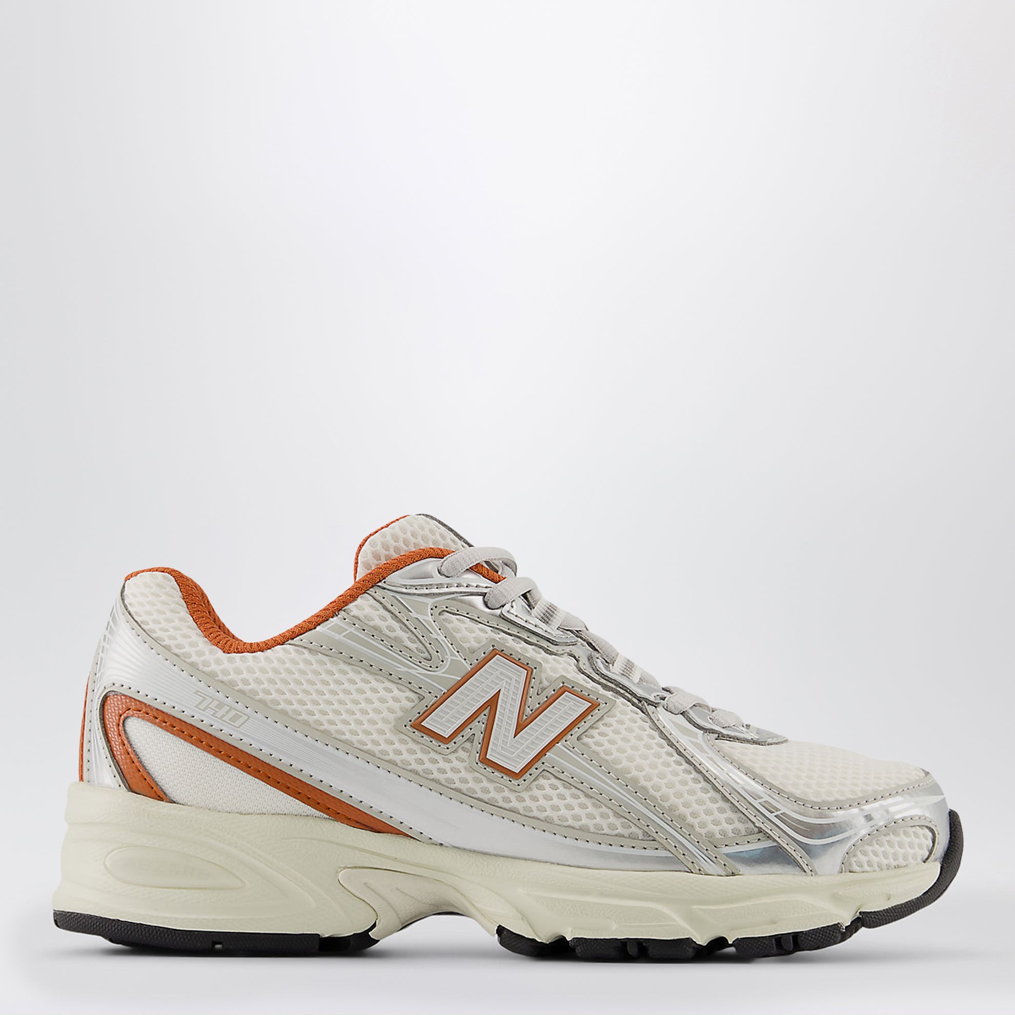Sneakers 740 Lace Silver Metallic/Cinnamon