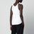 Weißes geripptes Baumwolltanktop mit Logo-Patch