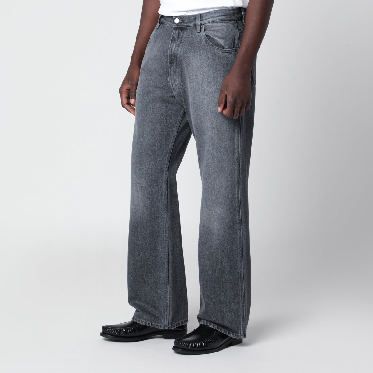 Black faded-effect jeans