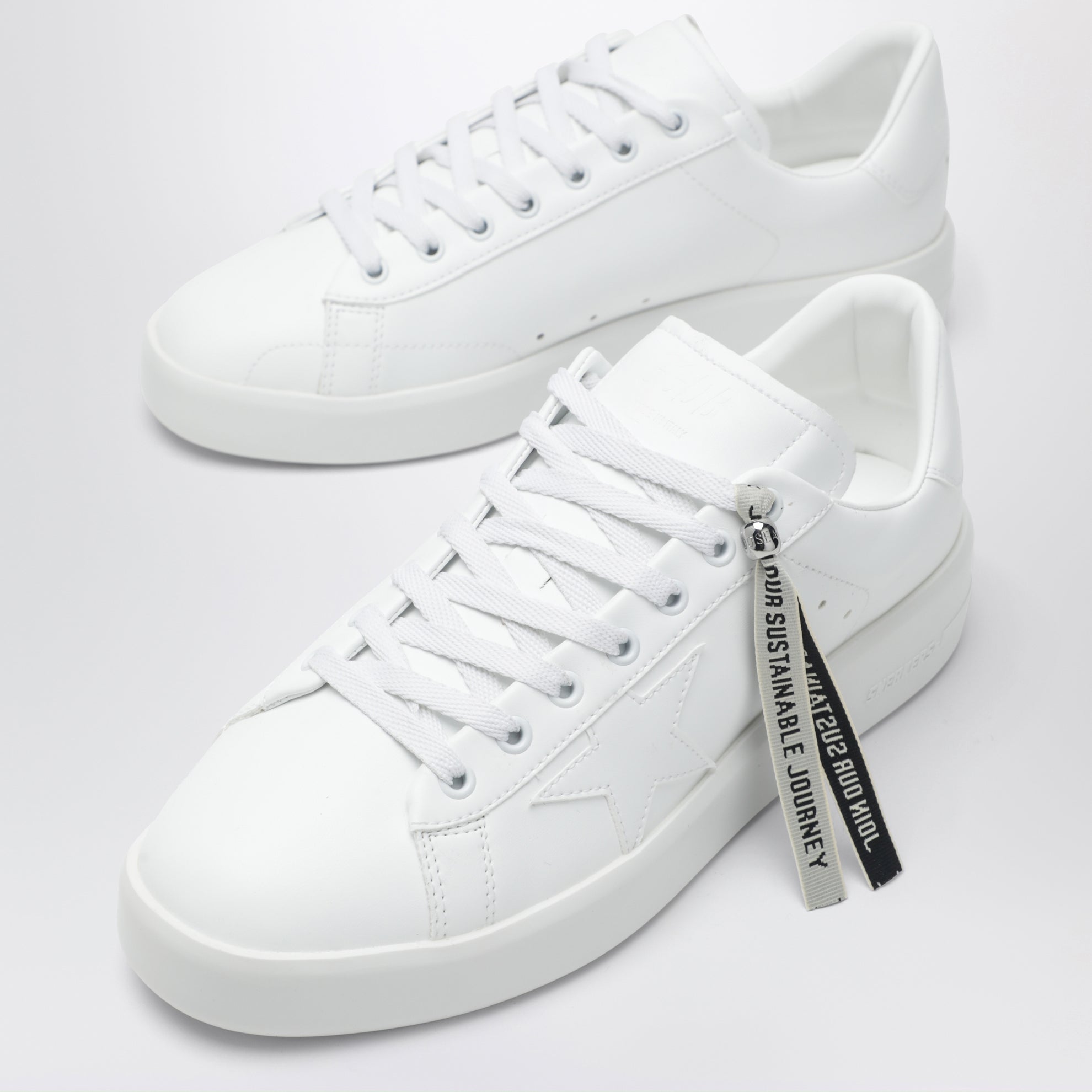 Purestar bio-based Sneakers with white star and heel tab