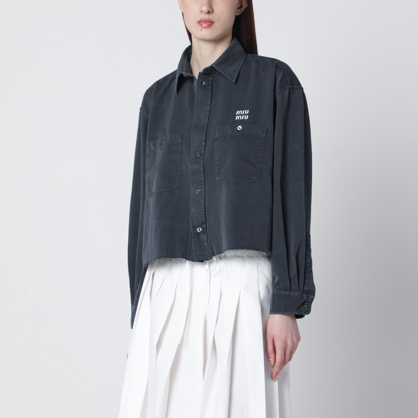 Rauchgraues Hemd aus Light Denim
