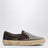 Slip-on marroni in suede con borchie