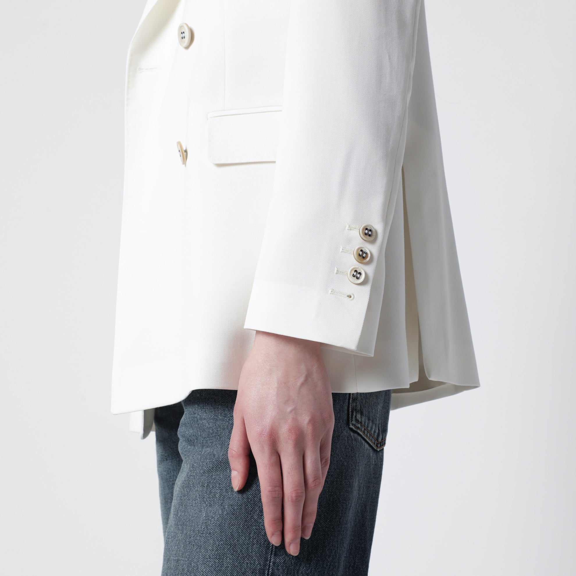 White double-breasted jacket in wool blend