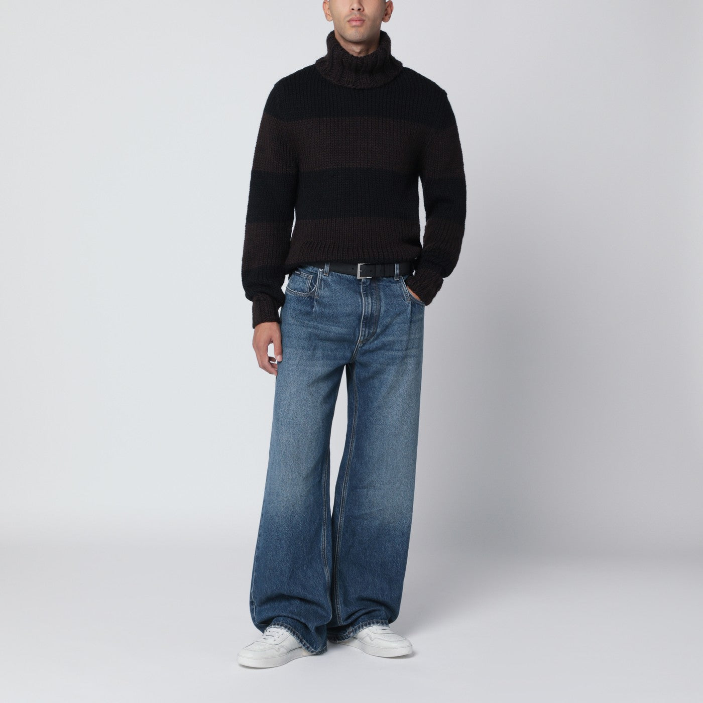 Gestreifter Rollkragenpullover aus Wollmischung