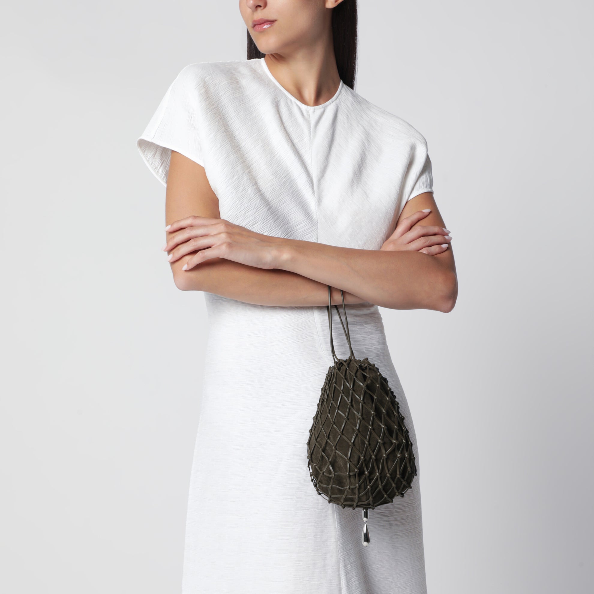 Pochette in macramè in pelle di vitello marrone