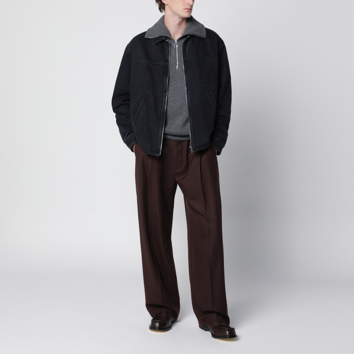 Brown trousers in wool