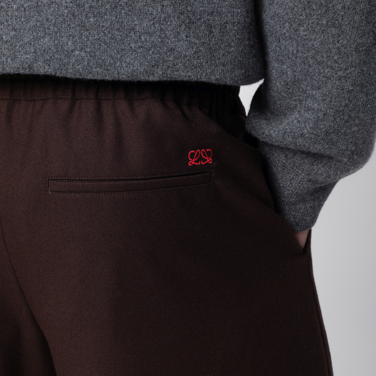 Brown trousers in wool