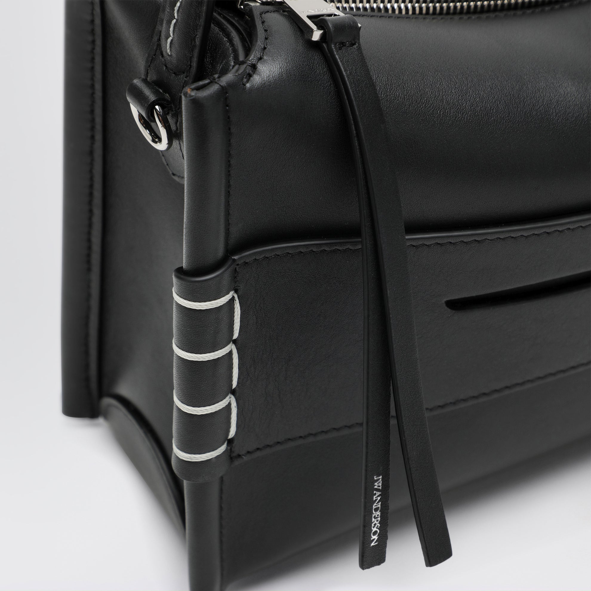Handtasche Loafer aus Kalbsleder in Schwarz