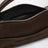 Kleine Loafer-Tasche aus braunem Veloursleder