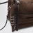 Kleine Loafer-Tasche aus braunem Veloursleder