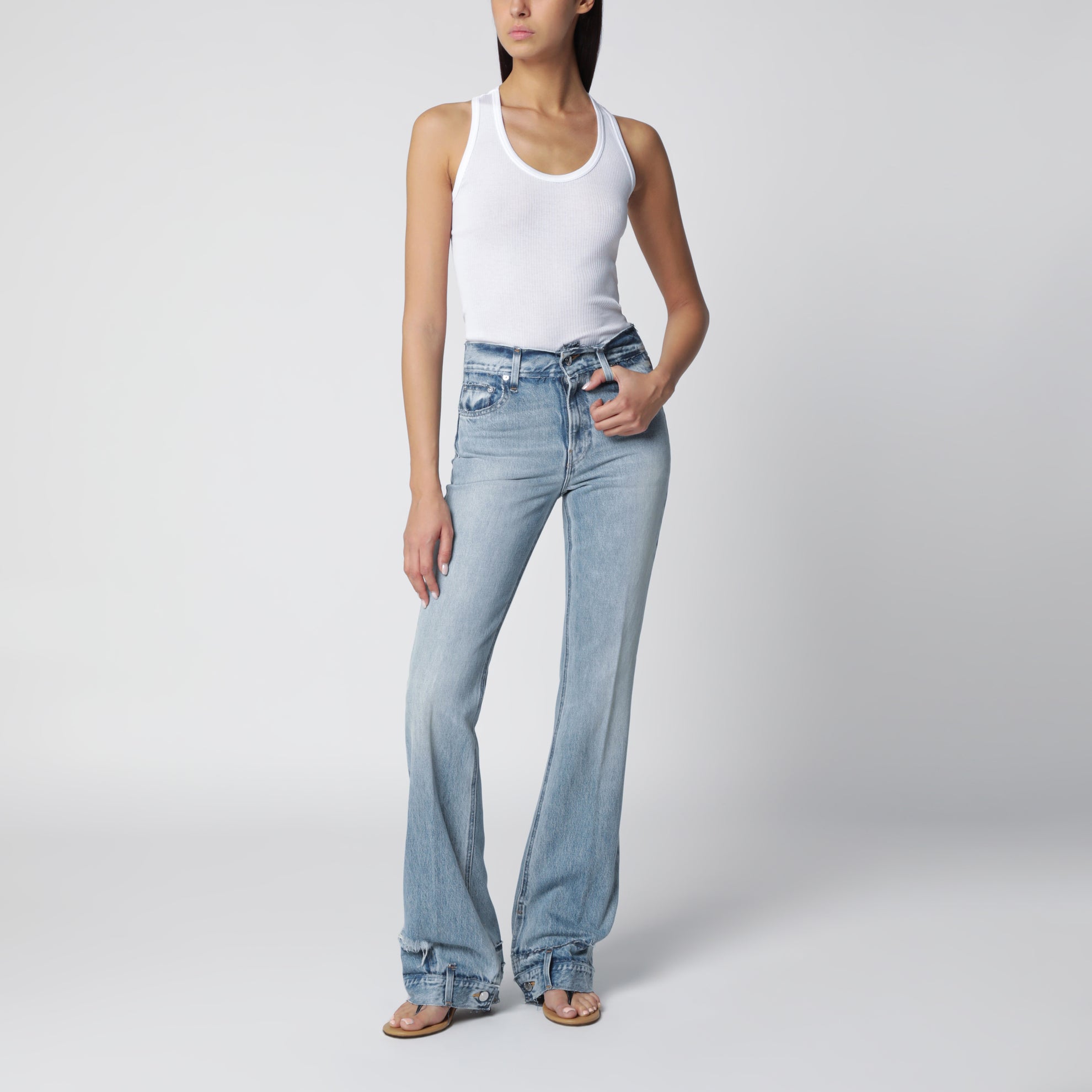 Jeans a zampa Flora in denim azzurro chiaro