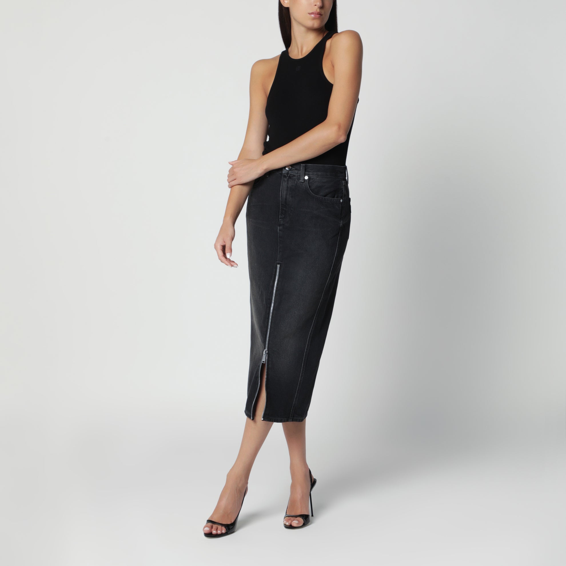 Washed black denim skirt with front zip