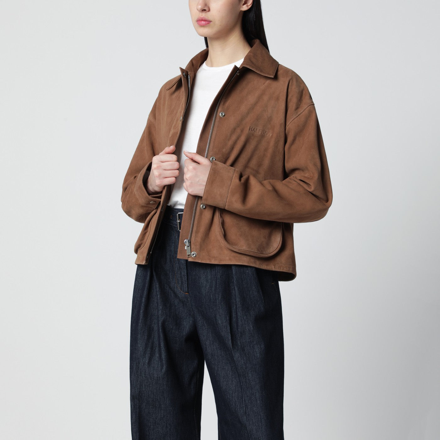 Kurze Jacke aus Wildleder in Mokkaton