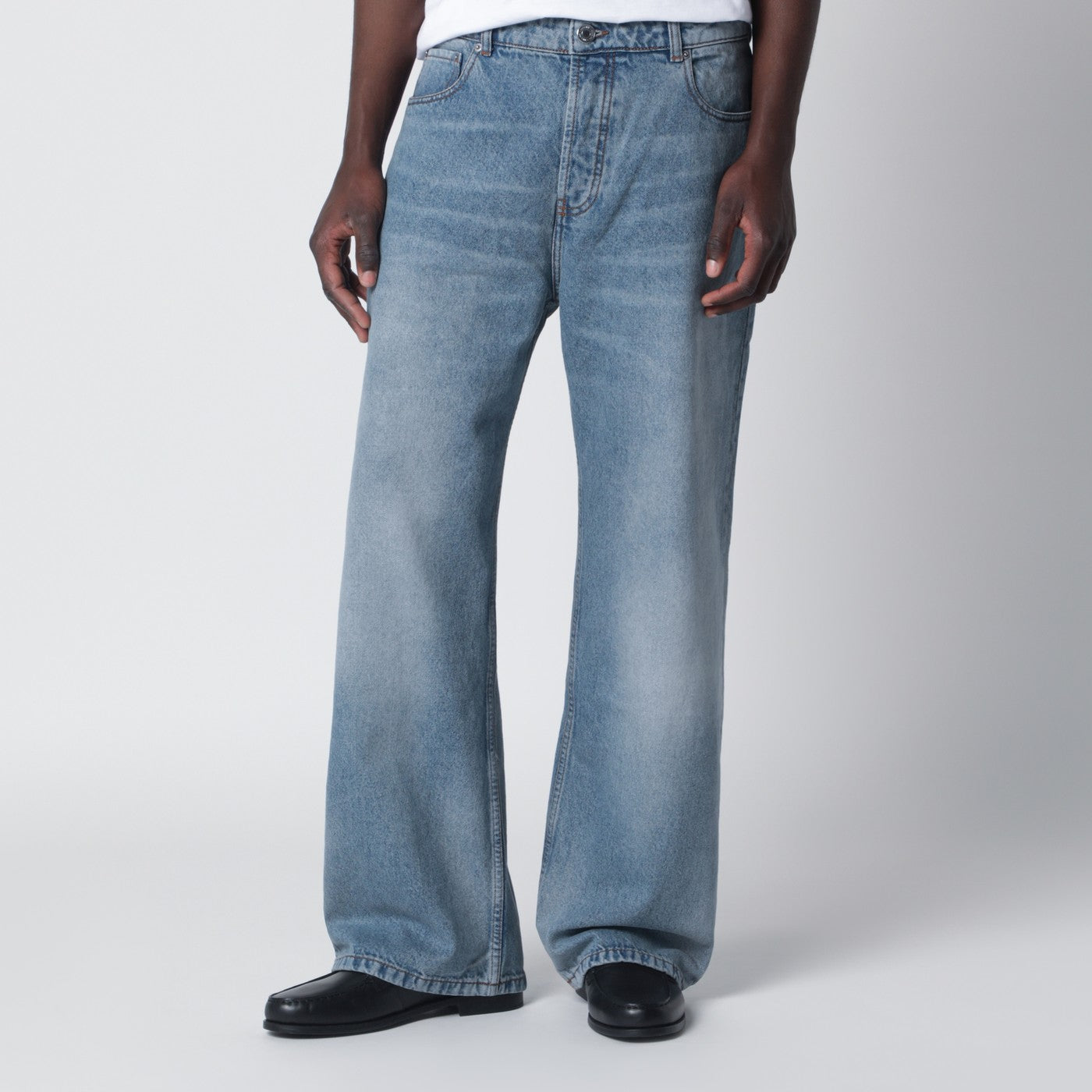 Blue washed-effect jeans