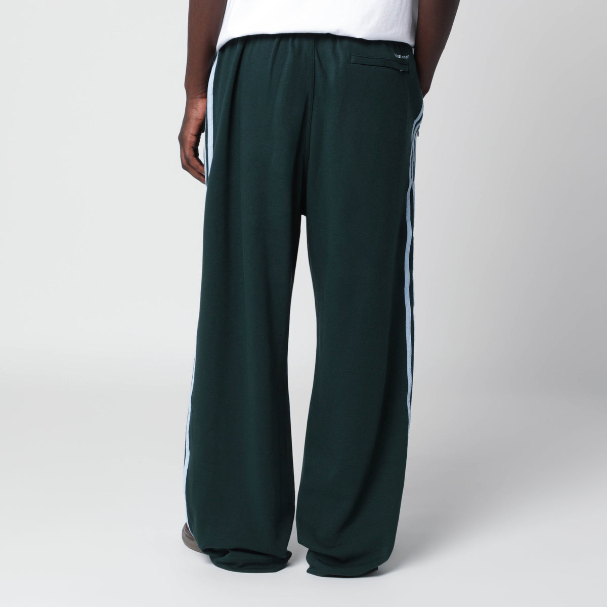 Dark green jogging trousers