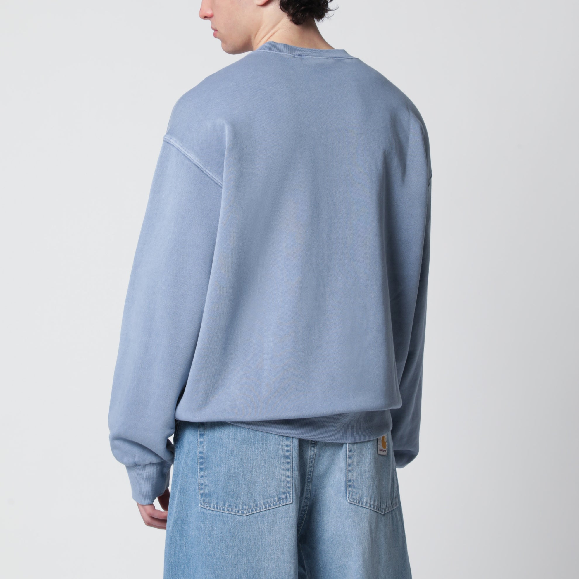 Nelson Gentle Blue/Garment dyed sweatshirt