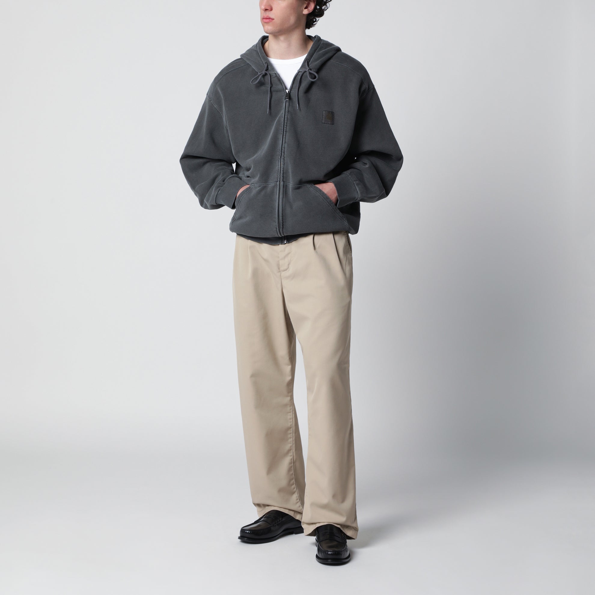 Nelson Black/Garment dyed zip-up sweatshirt