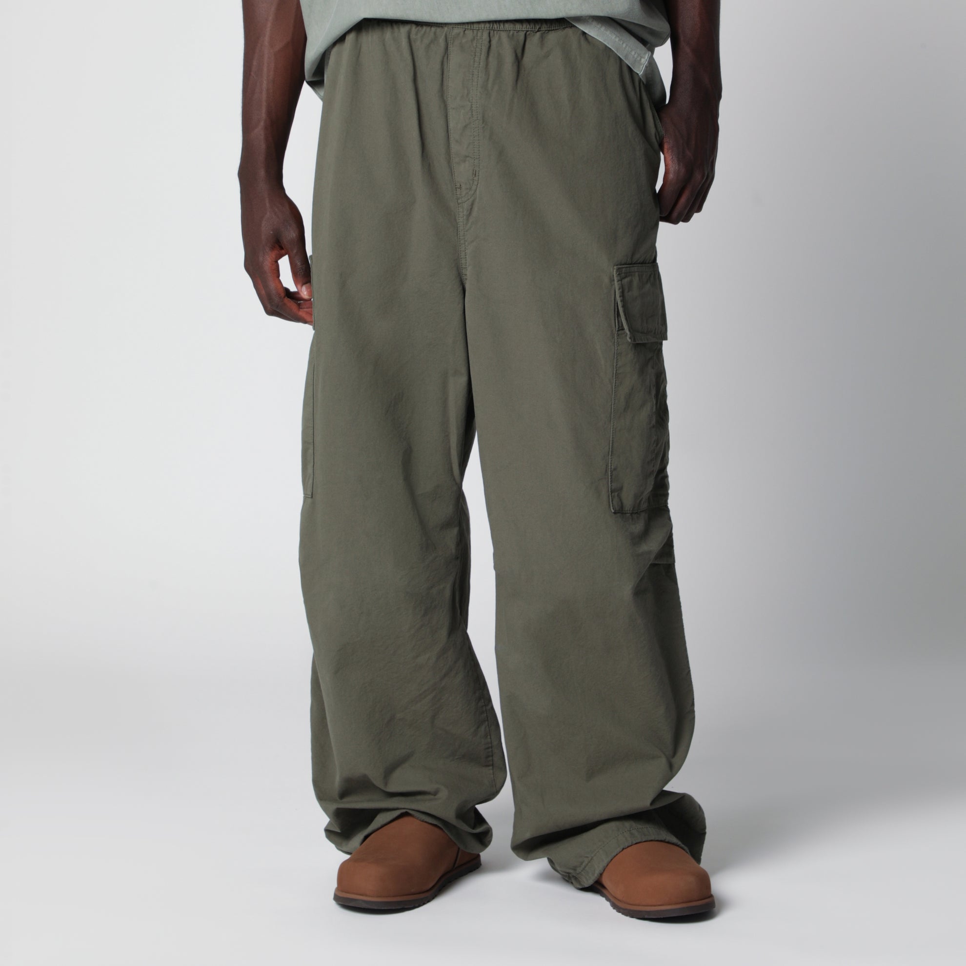 Pantaloni cargo Mandler in popeline di cotone verde militare