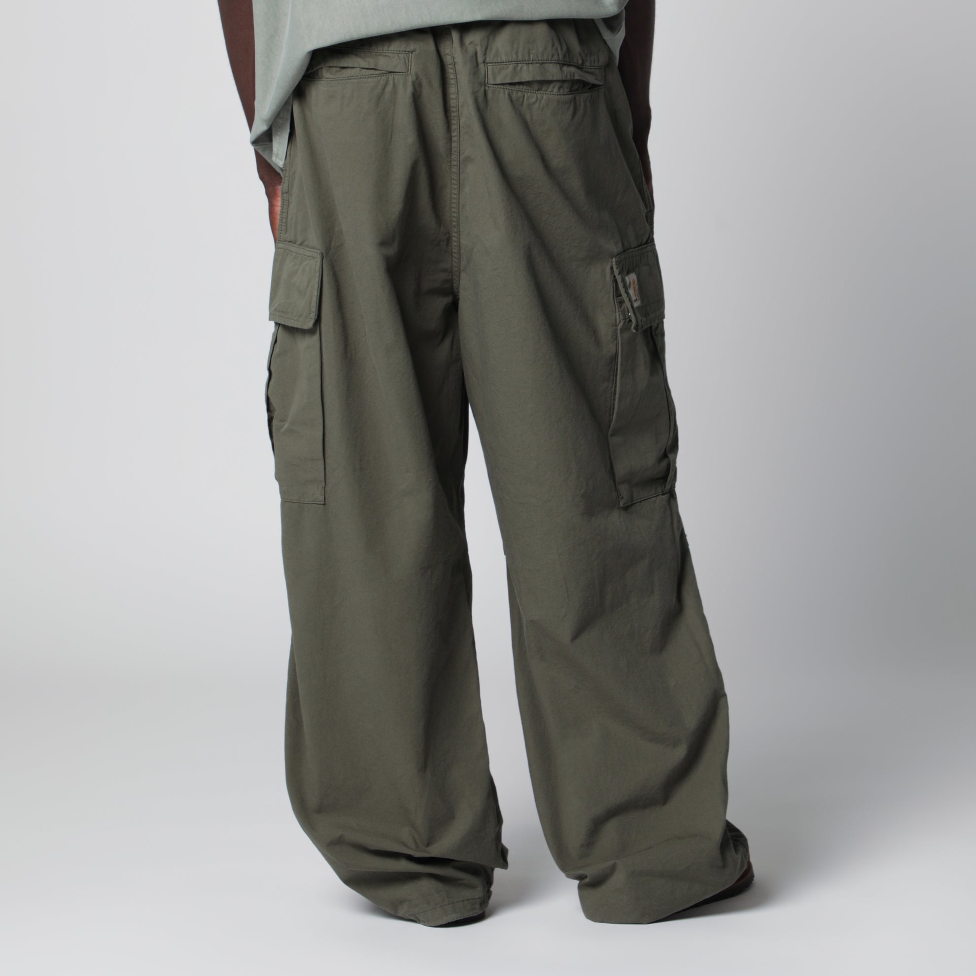 Pantaloni cargo Mandler in popeline di cotone verde militare