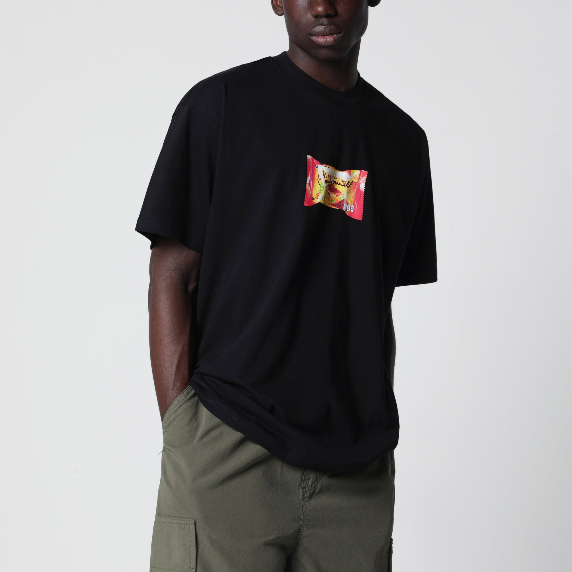 T-shirt Road Side Snack ampia in cotone nera