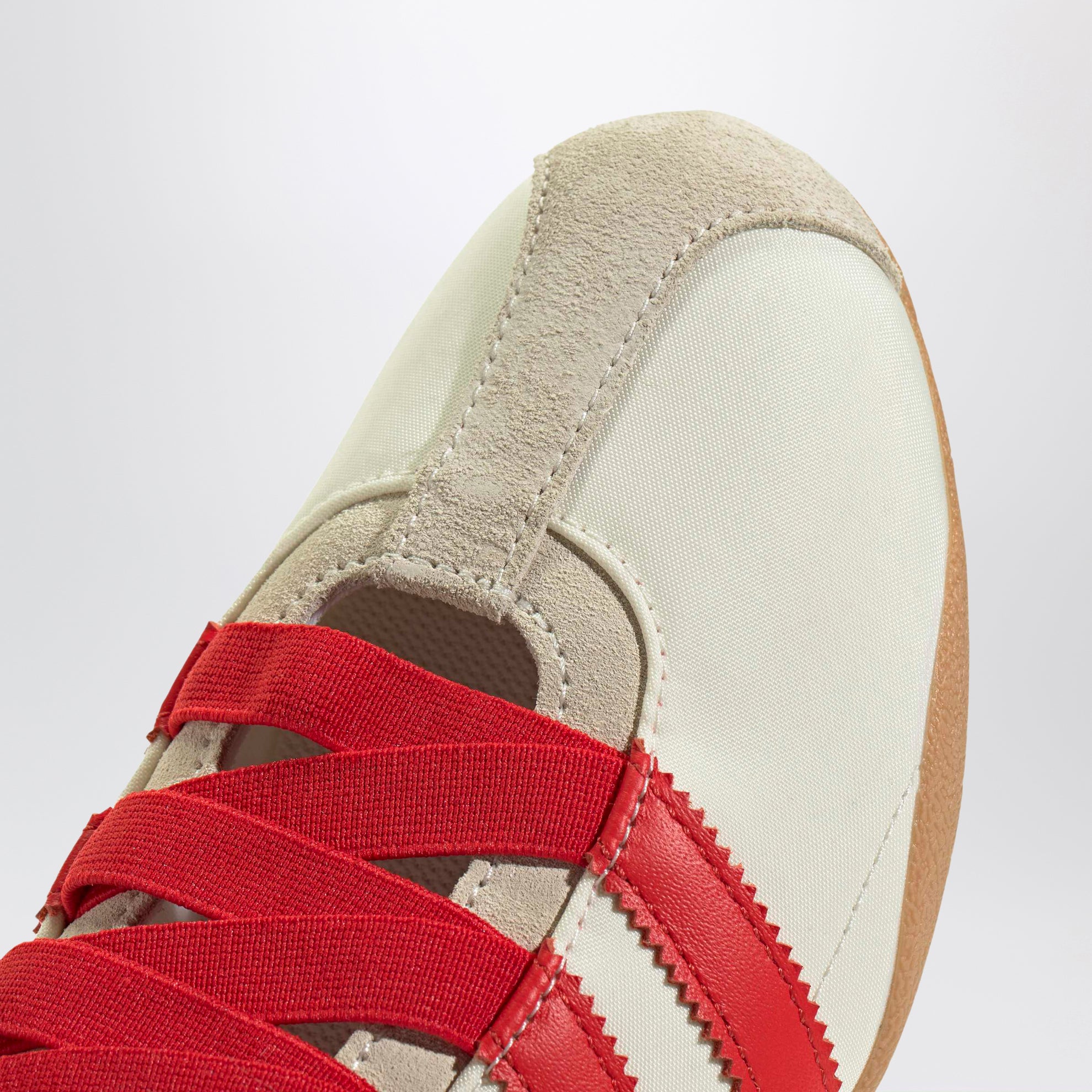 Tokyo Mary Jane Cream White/Red/Gold Metallic